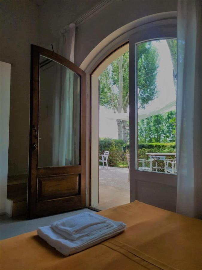 Hotel Villaggio Le Stelline Монтефалько Екстер'єр фото